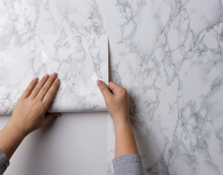 Papier peint design noir et blanc pour sublimer votre intérieur avec style
