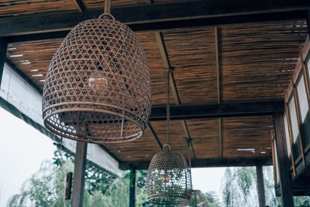 Pergola canisse bambou pour un abri naturel et élégant