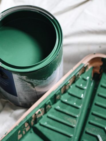 Tout savoir sur la résine peinture pour meuble