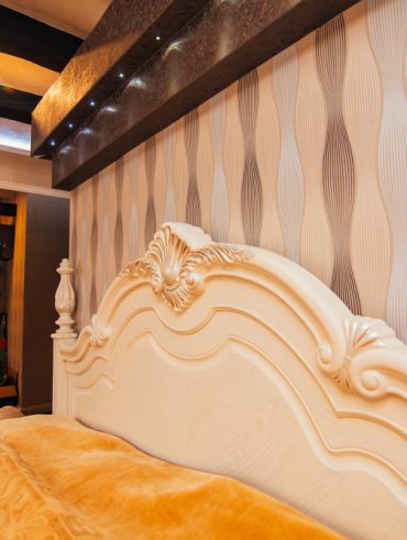Tête de lit peinture originale pour un décor unique