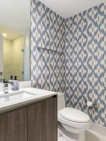 choisir et poser facilement un Papier peint pour toilette