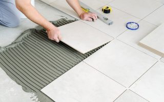 guide complet étape par étape pour réussir la pose du carrelage
