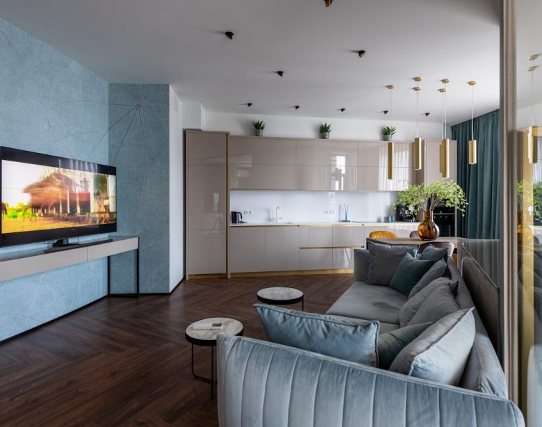 guide pour bien peindre en couleur le mur dans un salon